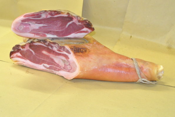 prosciutto-di-modena-d-o-p